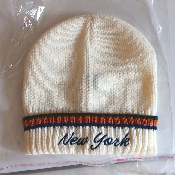 New York Embroidered Cream Beanie - Picture 1 of 2